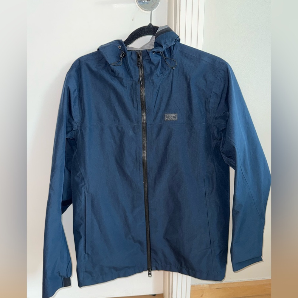 Abercrombie & Fitch Navy Hooded Rain Jacket - Size Small
